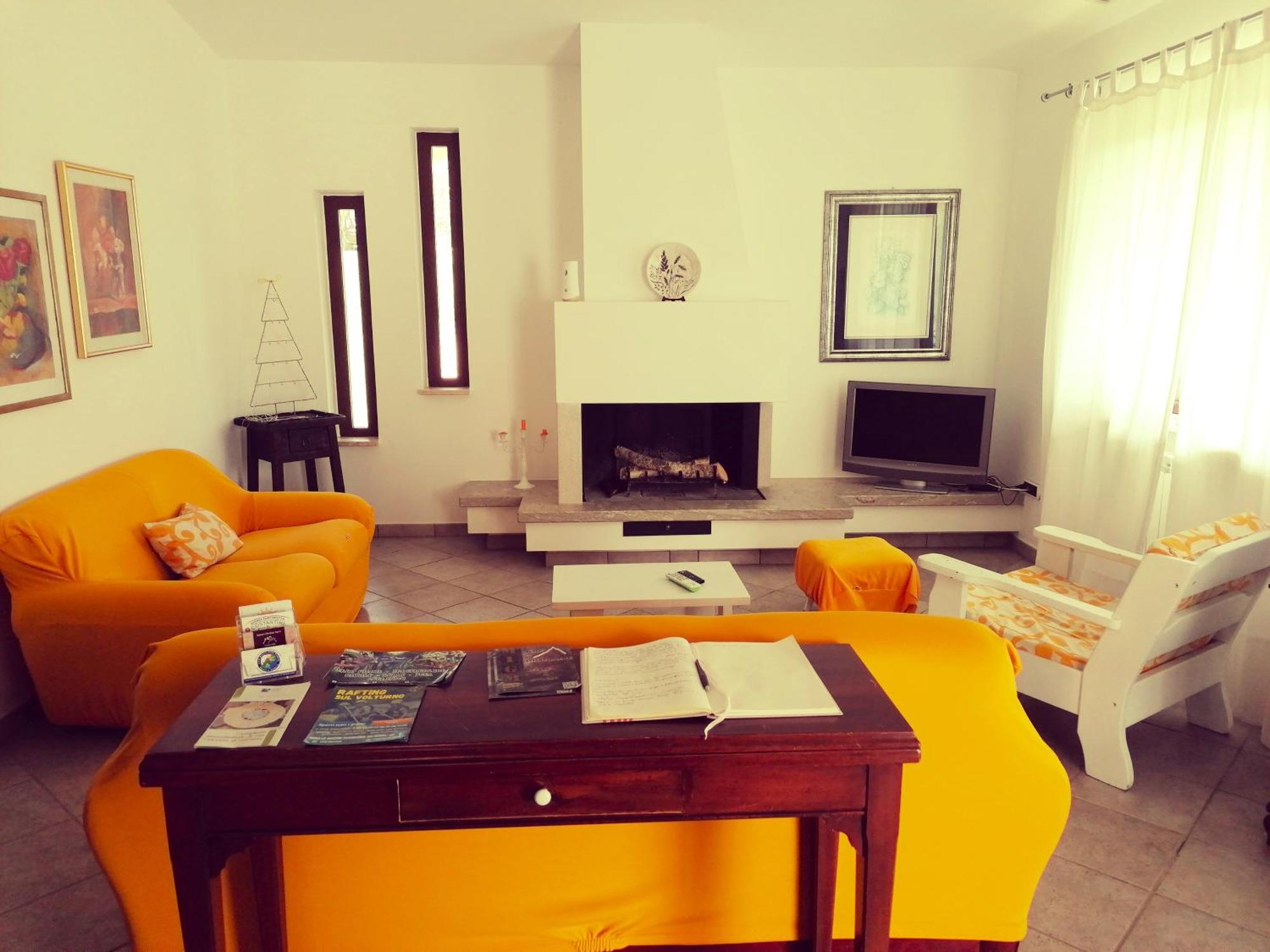 B&B La Montagna Rosa Castelnuovo  Exteriör bild
